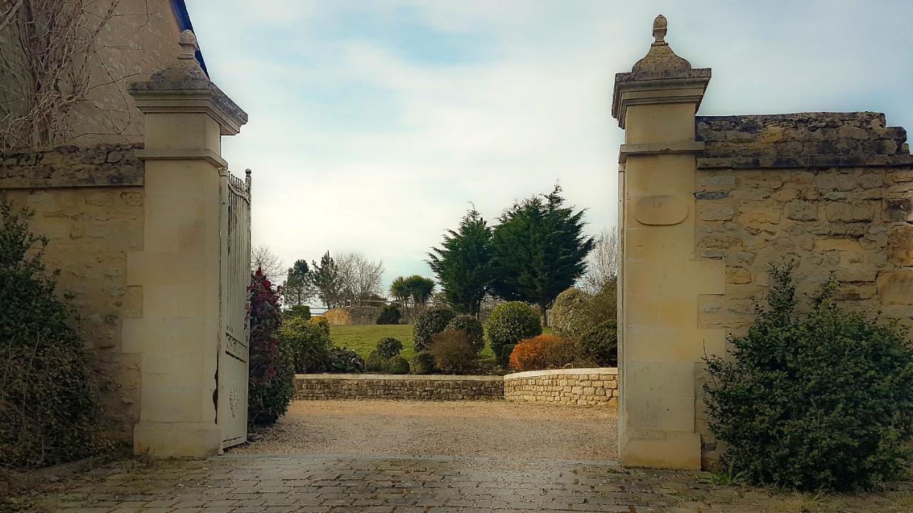 Le Domaine Des Roseraies Monfréville Esterno foto