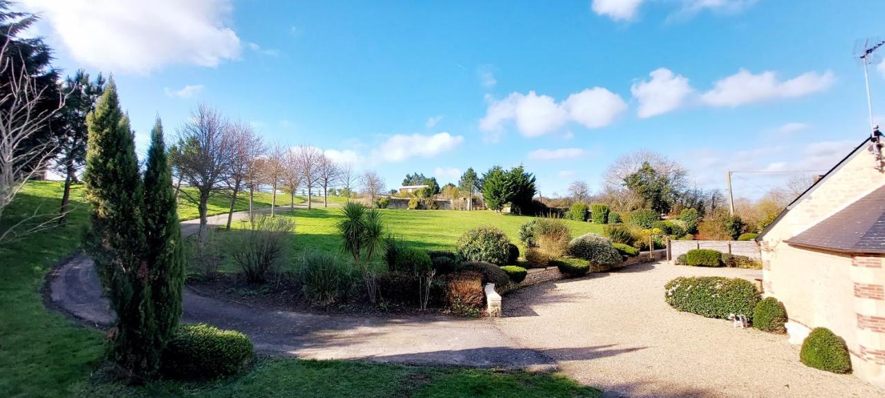 Le Domaine Des Roseraies Monfréville Esterno foto
