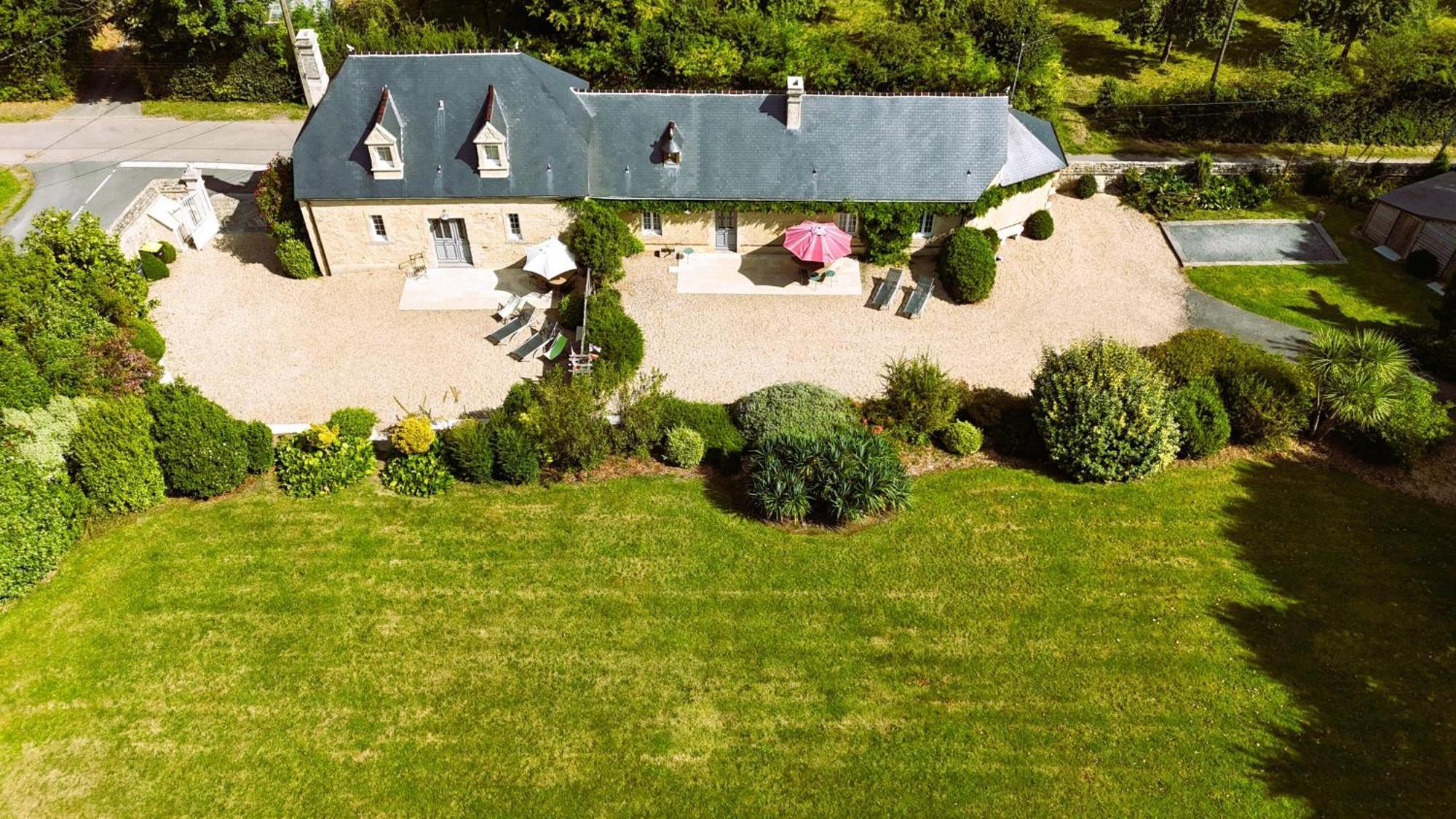 Le Domaine Des Roseraies Monfréville Esterno foto