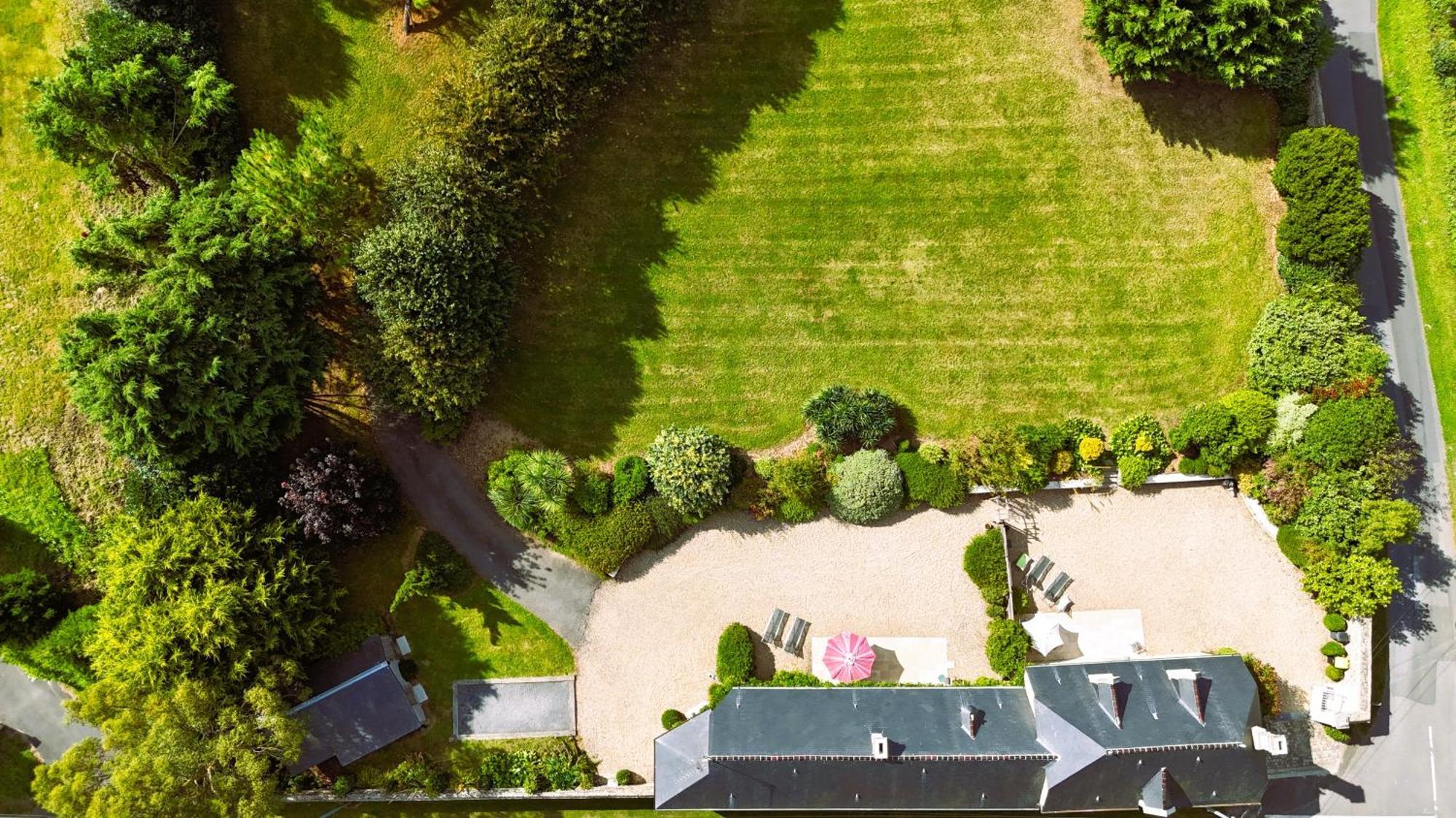 Le Domaine Des Roseraies Monfréville Esterno foto
